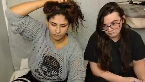 Mommy bubbles online show from 02.26.25