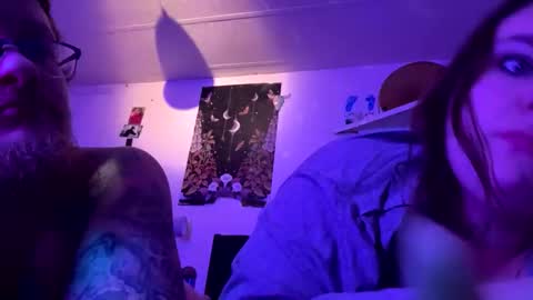 Snapshot of mommyndaddyplaytime chatting on 11.03.25 mommyndaddyplaytime online show from 11.03.25