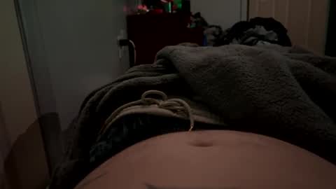 Snapshot of mommyndaddyplaytime chatting on 01.12.26 mommyndaddyplaytime online show from 01.12.26