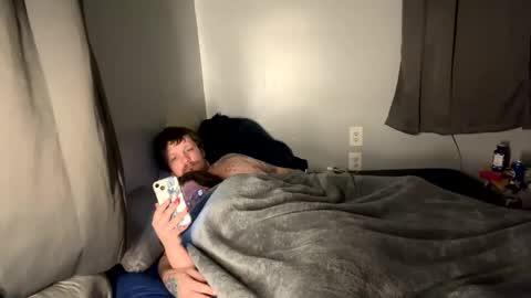 Snapshot of mommyndaddyplaytime chatting on 02.12.26 mommyndaddyplaytime online show from 02.12.26