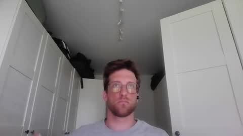 moms_little_monster online show from 05.11.26