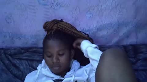 momsdoll online show from 01.11.26