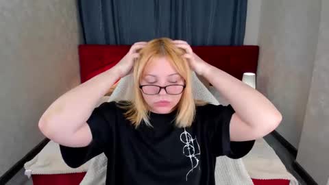 mon1ca_jones online show from 11.15.25