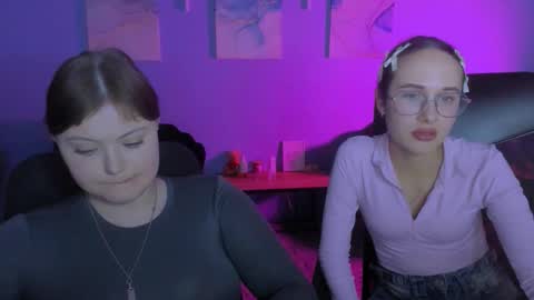 Mona  online show from 02.25.26