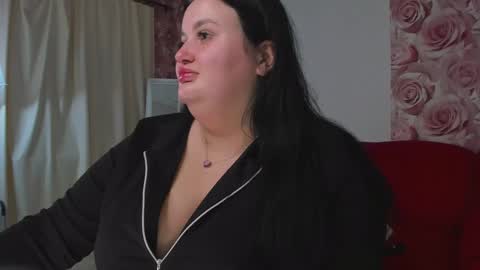 Monica online show from 02.22.25