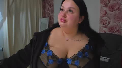 Monica online show from 02.28.25