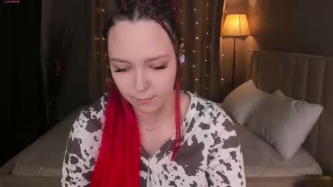 Snapshot of monica__queen chatting on 02.01.26 Monica online show from 02.01.26