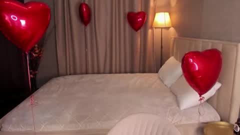 Snapshot of monica__queen chatting on 02.08.26 Monica online show from 02.08.26