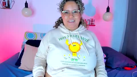 aleja      independent model       online show from 02.28.25