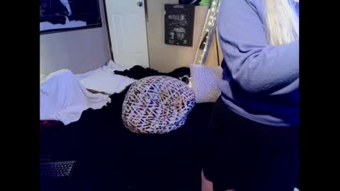 Monica online show from 01.03.25