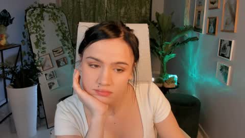 monica online show from 04.04.26