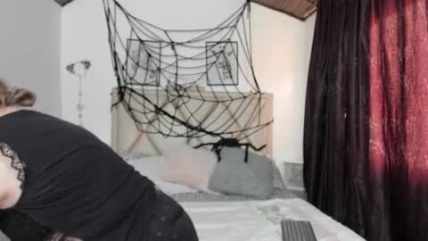 Mony online show from 10.15.25