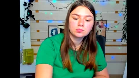 Snapshot of monika_youu chatting on 05.11.26 Monika online show from 05.11.26