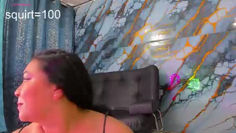 monikk__harrison online show from 07.02.26