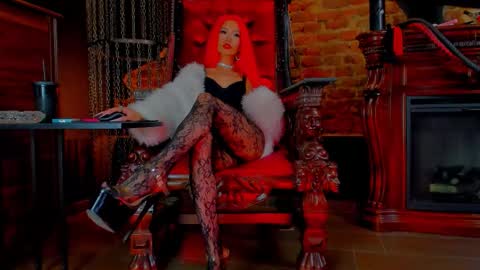 Snapshot of moniqueresse chatting on 10.06.25 Monique C online show from 10.06.25