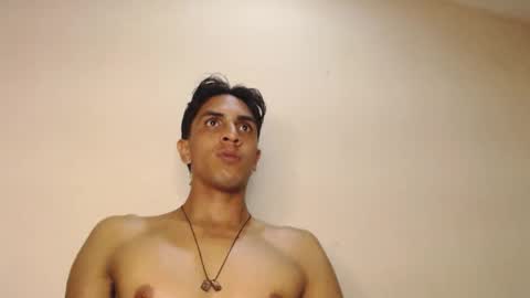 Snapshot of monkey_uchiha77 chatting on 09.25.25 simon dice online show from 09.25.25