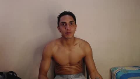 Snapshot of monkey_uchiha77 chatting on 09.25.25 simon dice online show from 09.25.25