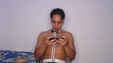 Snapshot of monkey_uchiha77 chatting on 11.17.25 simon dice online show from 11.17.25