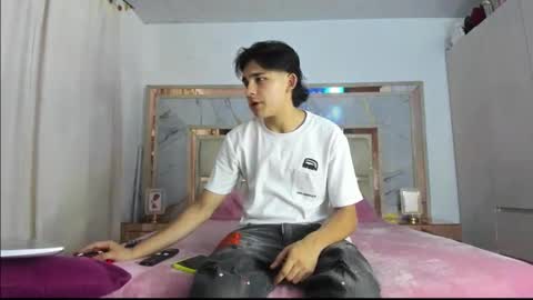 monky_0002 online show from 03.15.26