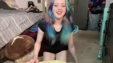 MonMon online show from 02.07.26