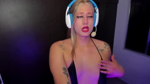 Snapshot of monojuan06 chatting on 02.01.25 veronika ind online show from 02.01.25