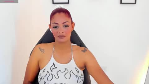 monserrat__1 online show from 04.17.26