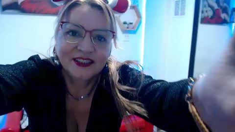 monserrat_diva online show from 12.13.25