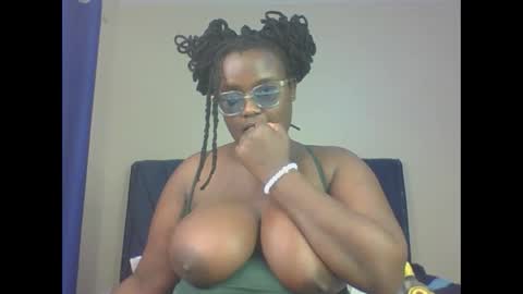 Snapshot of montel22 chatting on 12.06.24 montel22 online show from 12.06.24