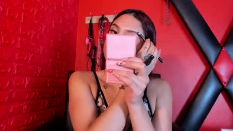 Snapshot of monttserratt chatting on 11.06.25 Monttserratt online show from 11.06.25