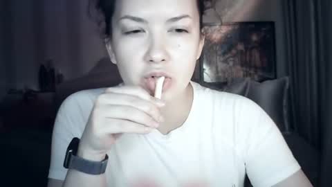 moodiemira online show from 06.13.26