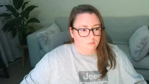 Moon Petal online show from 10.21.25