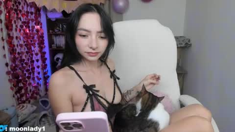 Snapshot of moonlady_ chatting on 07.02.26 MOON online show from 07.02.26