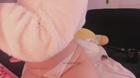 moonliight__ online show from 02.16.26