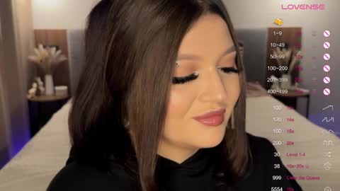 Snapshot of moonrenata chatting on 11.01.25 Ri online show from 11.01.25