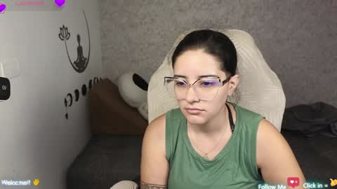 Moon Woman online show from 02.05.25