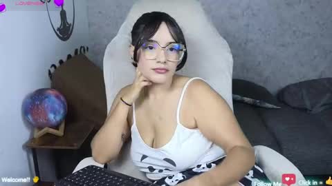 Moon Woman online show from 02.10.25