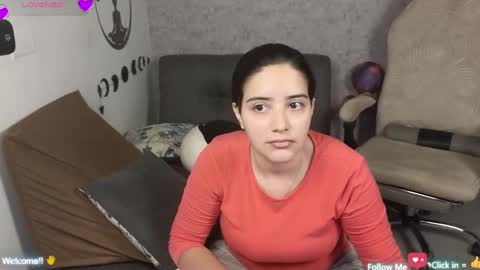 Moon Woman online show from 03.11.25