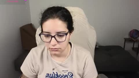 Moon Woman online show from 11.01.25