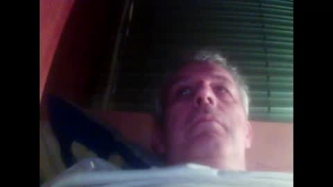 Snapshot of moos1 chatting on 10.16.25 moos1 online show from 10.16.25