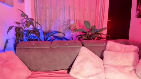   online show from 03.09.25