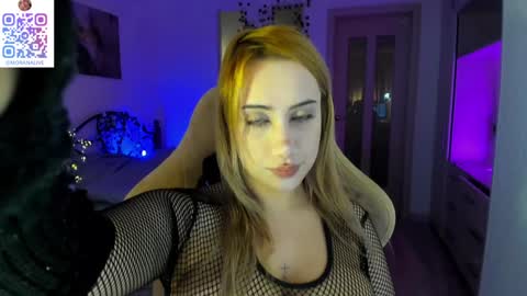 Snapshot of moranakit chatting on 01.28.25 Morana Mayer online show from 01.28.25