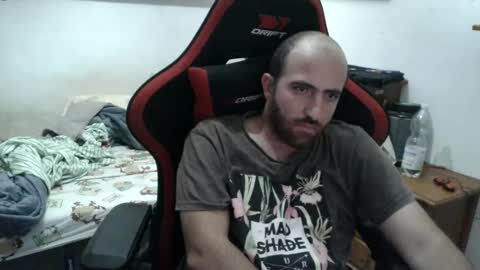 Snapshot of morenoch19 chatting on 11.09.25 alejo online show from 11.09.25