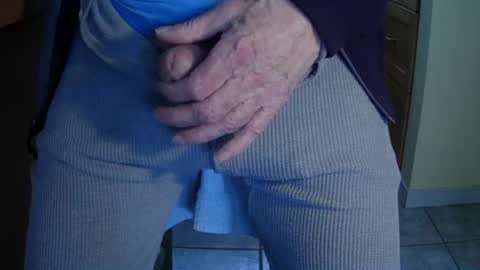 Snapshot of moreorless5 chatting on 01.30.25 moreorless5 online show from 01.30.25