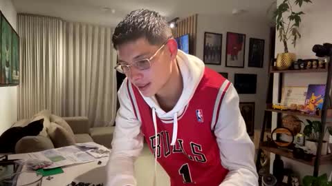   online show from 10.28.25