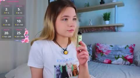 Mary3 online show from 11.22.25