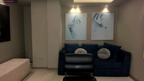 Morgan Hicks online show from 11.16.25