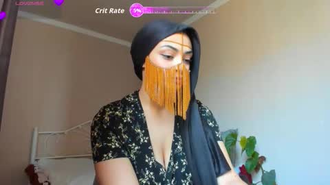 Snapshot of moroccan_diamond_ chatting on 11.16.25 Medina online show from 11.16.25