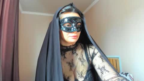 Medina online show from 01.11.26