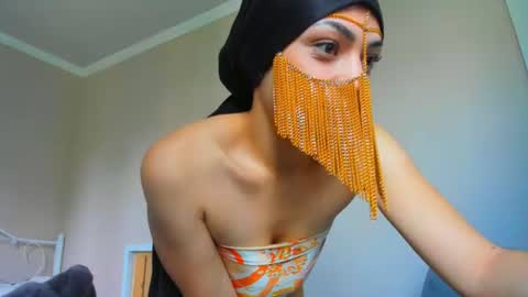 Medina online show from 07.12.26