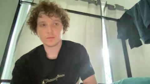 Snapshot of mosterr325 chatting on 02.04.25 mosterr325 online show from 02.04.25